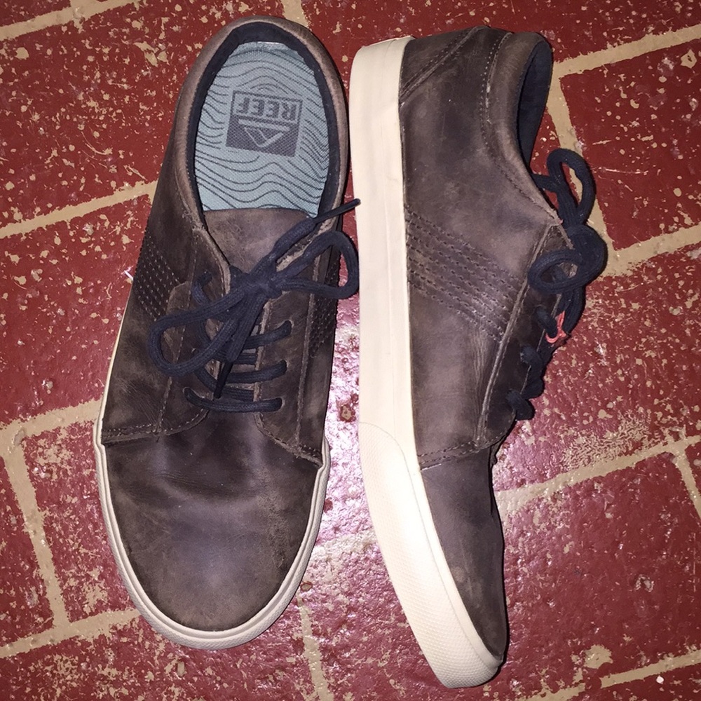 Men’s BRAND NEW REEF LEATHER sneakers